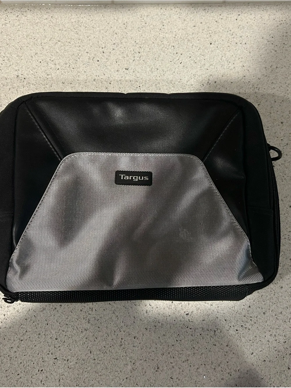 Targus Tablet Travel Silver and Black Case